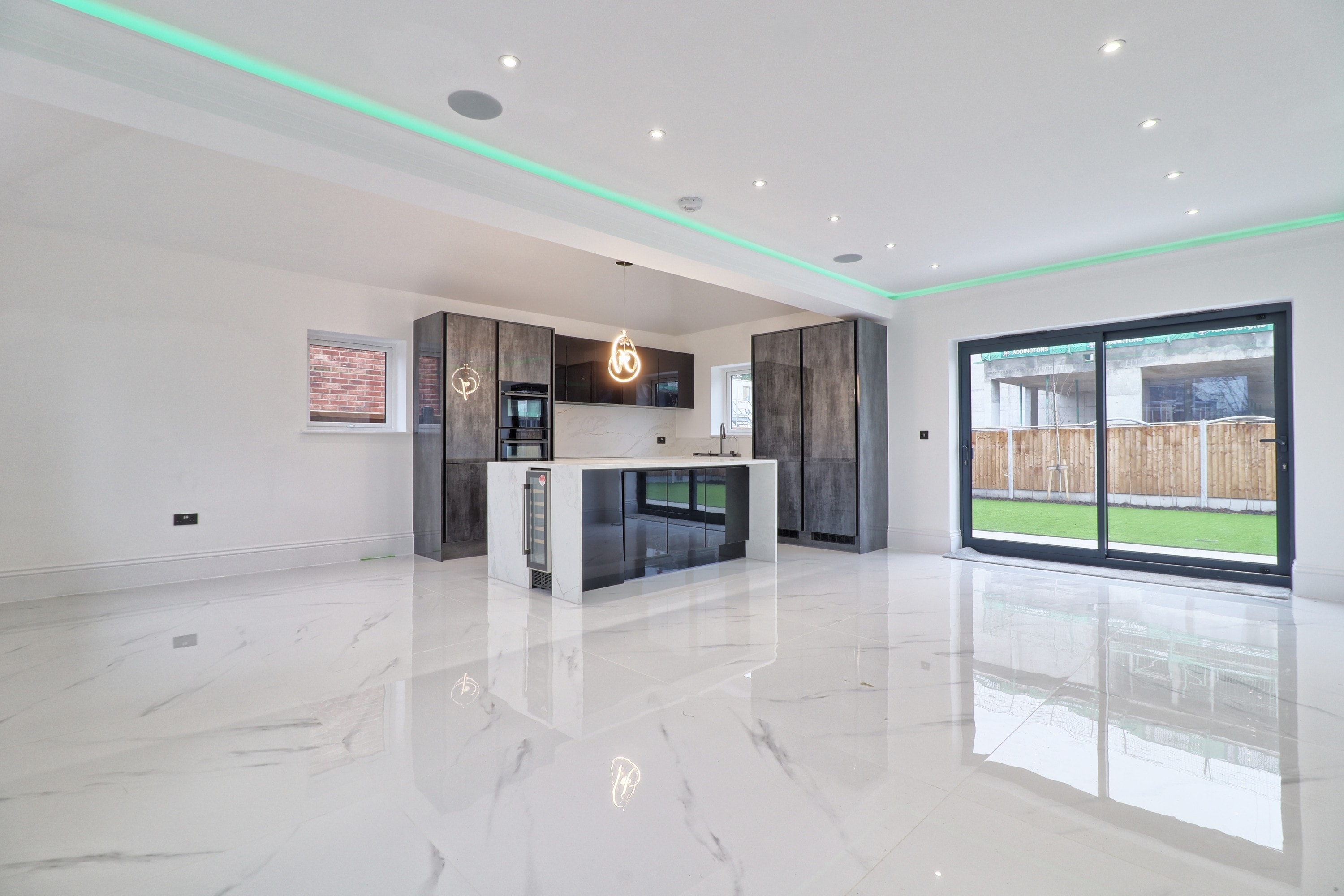 2 Tymless Terrace - Image 2